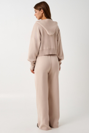 bdb19c45-6627-421c-bfd9-410b0d1bbab8